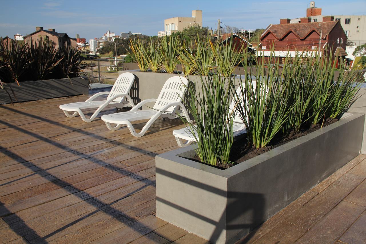 Aguas De Oro Aparthotel Villa Gesell Bagian luar foto